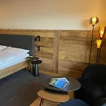 Boutique Art De Vivre & 4* Кран-Монтана