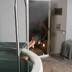 Отель Boutique Art De Vivre & 4*