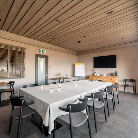 Boutique Art De Vivre & Hotel 4*