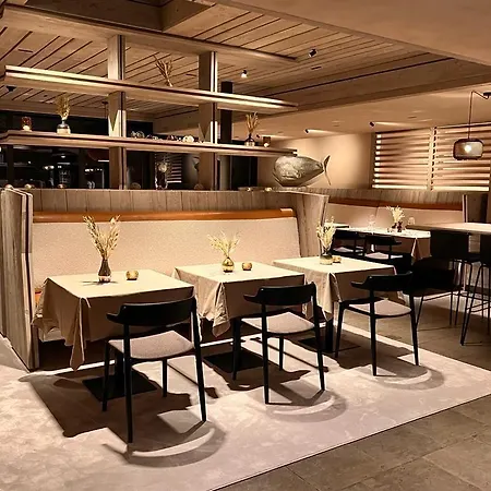 Boutique Art De Vivre & Hotel 4*