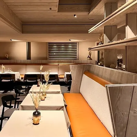 Boutique Art De Vivre & Отель Кран-Монтана