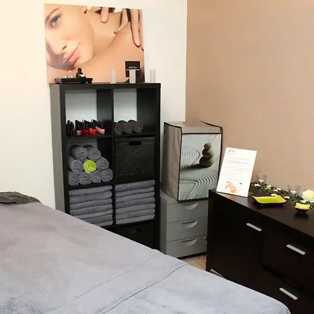 Boutique Art De Vivre & Hotel