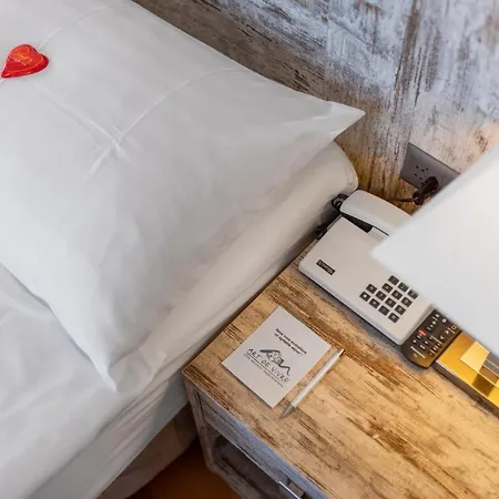 Boutique Art De Vivre & Hotel 4*