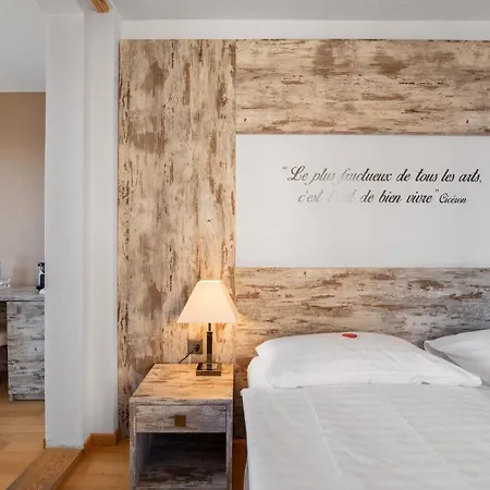 Hotel Boutique Art De Vivre & 4*