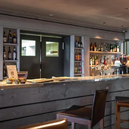 Boutique Art De Vivre & Hotel Crans-Montana