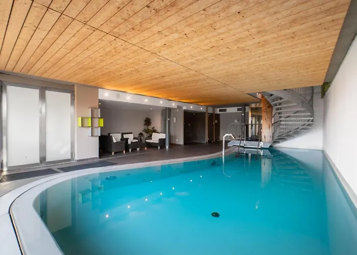 Boutique Art De Vivre &