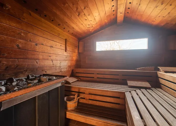 Boutique Art De Vivre & Hotell 4*