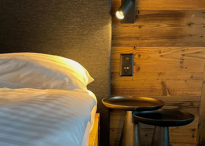 Hotell Boutique Art De Vivre & Crans-Montana