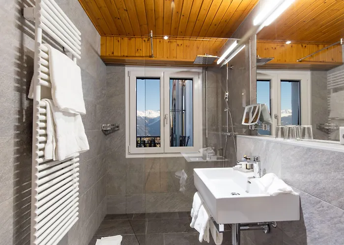 Boutique Art De Vivre & 4*